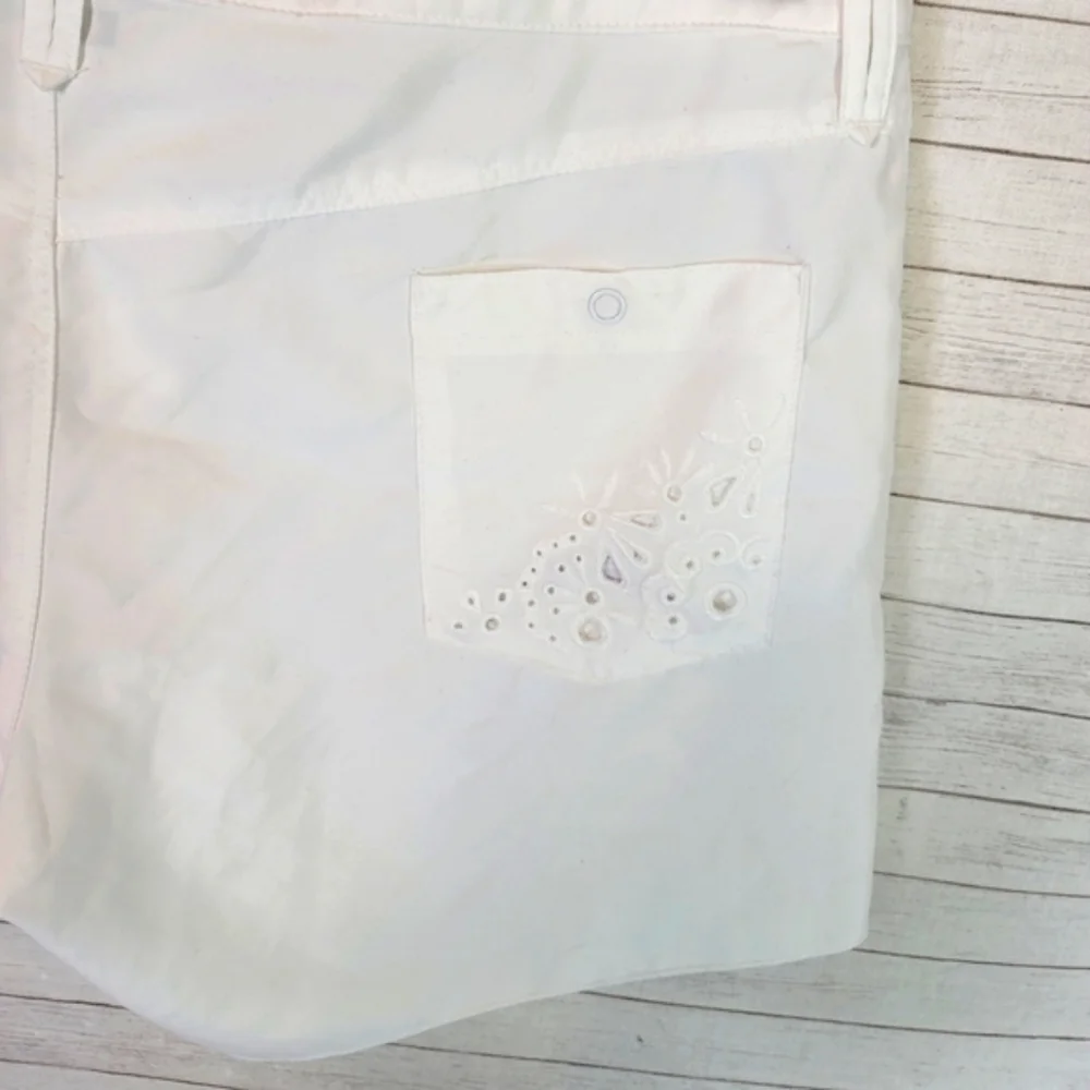 ATHLETA COASTAL EYELET FLORAL WHITE SHORTS, SZ 4
